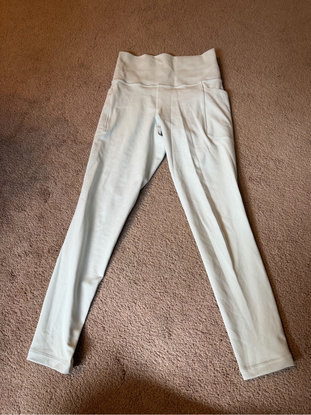 Athleta salutation stash mint green